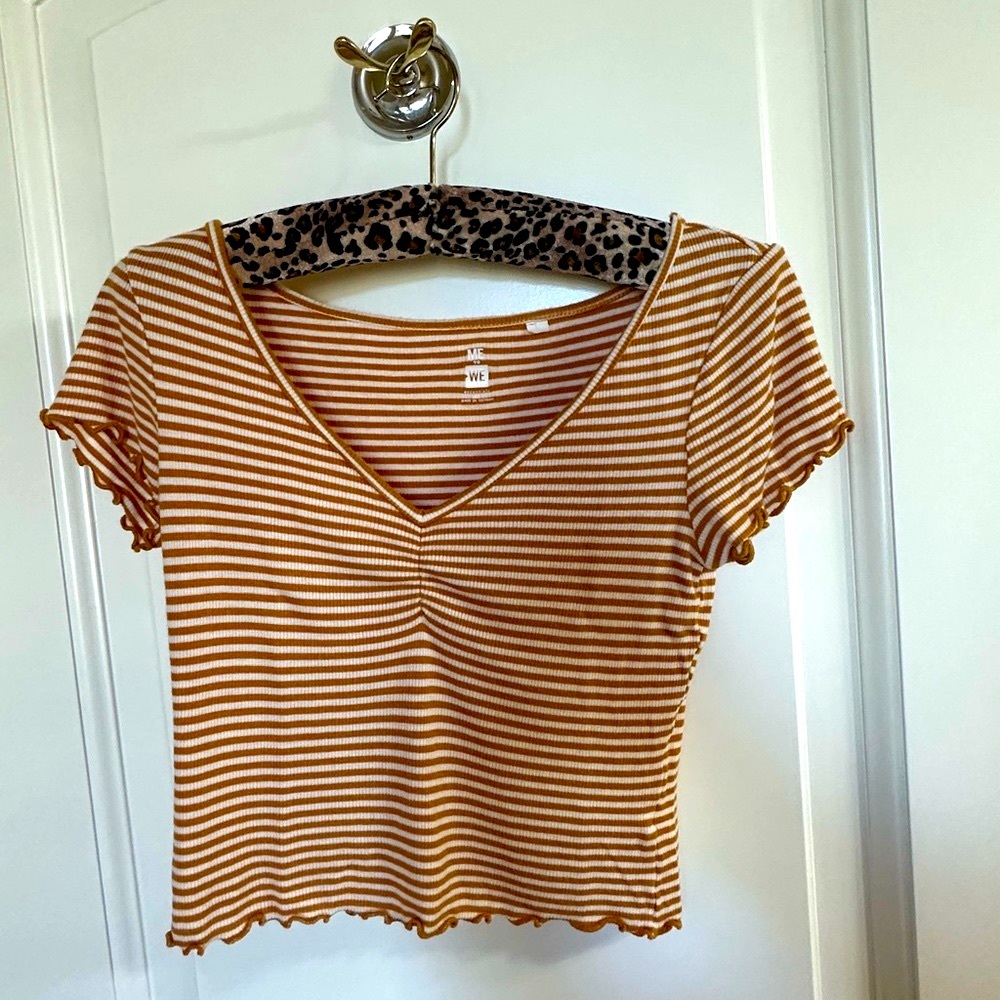 PacSun yellow and white ruffle top, me to we, size XS